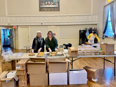 Southampton's Community Provides Over 475 Dinners To People In Need On Thanksgiving