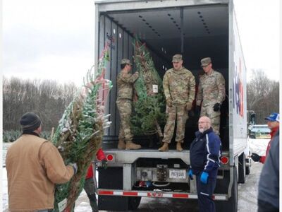 NY National Guard Help to Support Trees for Troops